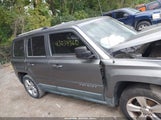 Jeep Patriot Latitude X 1J4NT4GB4BD288820 fotografie