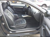Audi A5 2.0T Premium WAUGFAFR9CA012846 fotografie