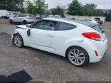 Hyundai Veloster Base W/Gray KMHTC6AD0DU151892 снимка