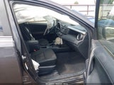 Toyota Rav4 Le JTMBFREV2JJ742377 снимка