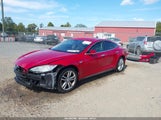 Tesla Model S P85 5YJSA1H1XEFP30564 fotografie