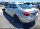 Toyota Corolla Le 5YFBURHE6JP785231 снимка
