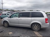 Chrysler Town & Country Touring 2A8HR54X89R641891 photo