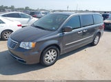 Chrysler Town & Country Touring 2C4RC1BG9FR630239 fotografie