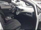 Chrysler Pacifica Touring Plus 2C4RC1FGXJR226921 снимка