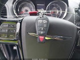 Chrysler Town & Country S 2C4RC1HG0ER237588 fotografie
