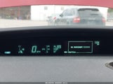 Toyota Prius Two JTDKN3DU1B1404611 снимка