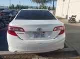 Toyota Camry Le 4T1BF1FKXEU424030 fotografie