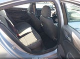 Chevrolet Cruze Ls Auto 1G1BC5SM8H7128303 снимка