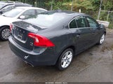 Volvo S60 T5 Platinum YV1612TM6F2354162 снимка