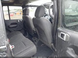 Jeep Wrangler Unlimited Sport S 4X4 1C4HJXDN1JW305245 fotografie