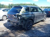 Volkswagen Tiguan 2.0T Se 3VV2B7AX0NM031472 fotografie