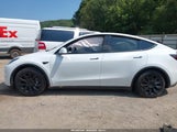 Tesla Model Y Long Range Dual Motor All-Wheel Drive 7SAYGDEE0NF431668 photo