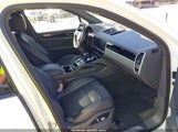 Porsche Cayenne WP1AA2AY9KDA03135 photo