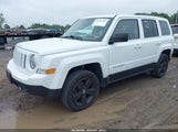 Jeep Patriot Latitude 1C4NJRFB5FD125819 снимка
