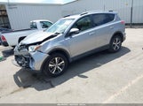Toyota Rav4 Xle JTMWFREVXJD110470 снимка