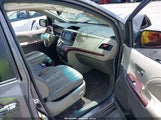 Toyota Sienna Limited 5TDDK3DC2BS016086 снимка