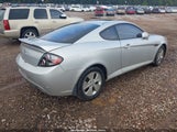 Hyundai Tiburon Gs KMHHM66DX8U288775 снимка