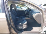 Audi A4 2.0T Premium WAUFFAFL2FN038323 снимка