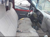 Toyota Pickup 1/2 Ton Short Whlbase Stb 4TARN81A9NZ029638 fotografie