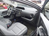Toyota Prius C Four JTDKDTB39E1082897 снимка