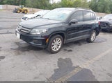 Volkswagen Tiguan 2.0T/2.0T S WVGBV7AX9HK053449 photo