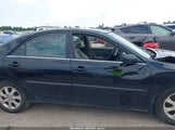 Toyota Camry Xle V6 4T1BF32K85U104125 photo