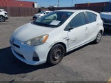 Toyota Prius C Two JTDKDTB34D1530882 снимка