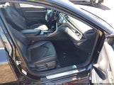 Toyota Camry Se JTNB11HK5J3026221 photo