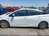 Toyota Prius Prime Le JTDKAMFP1N3227978 photo