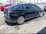 Toyota Prius Two Eco JTDKARFU5J3062837 снимка