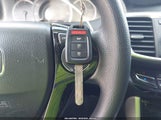 Honda Accord Lx 1HGCR2F3XHA004581 снимка