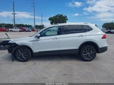 Volkswagen Tiguan 2.0T Se/2.0T Wolfsburg Edition 3VV2B7AX9RM030651 fotografie