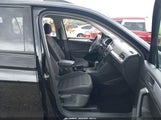Volkswagen Tiguan 2.0T S 3VV1B7AX2NM037639 снимка
