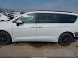 Chrysler Voyager Lxi 2C4RC1DG3MR543690 снимка