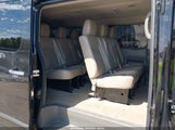 Nissan Nv Passenger Nv3500 Hd Sl V8 5BZAF0AAXJN850801 снимка