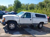 Chevrolet K1500 Fleetside 1GCEK14R8VZ135843 снимка
