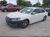Volkswagen Passat 1.8T S 1VWAT7A36FC042383 снимка