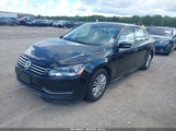 Volkswagen Passat 1.8T S 1VWAT7A33FC014802 снимка