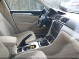 Volkswagen Passat 2.5L Se 1VWBP7A37DC086494 снимка