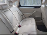 Volkswagen Passat 2.5L Se 1VWBP7A37DC086494 снимка