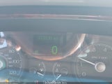 Lincoln Town Car Signature Limited 1LNHM82WX7Y633863 photo