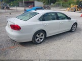 Volkswagen Passat 2.5L Se 1VWBP7A37DC021564 снимка