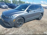 Volkswagen Tiguan 2.0T Se/2.0T Wolfsburg Edition 3VV2B7AX6RM181138 fotografie