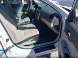 Ford Fusion Hybrid 3FADP0L3XAR395170 photo
