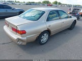 Toyota Camry Le JT2BG22KXY0405575 снимка
