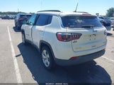 Jeep Compass Latitude 4X4 3C4NJDBB4JT103791 снимка