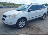 Chevrolet Traverse Ls 1GNLREED9AS114457 снимка