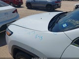 Jeep Cherokee Latitude Plus 4X4 1C4PJMLX5JD522242 снимка