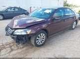 Volkswagen Passat 1.8T Wolfsburg Edition 1VWAT7A30EC087835 photo
